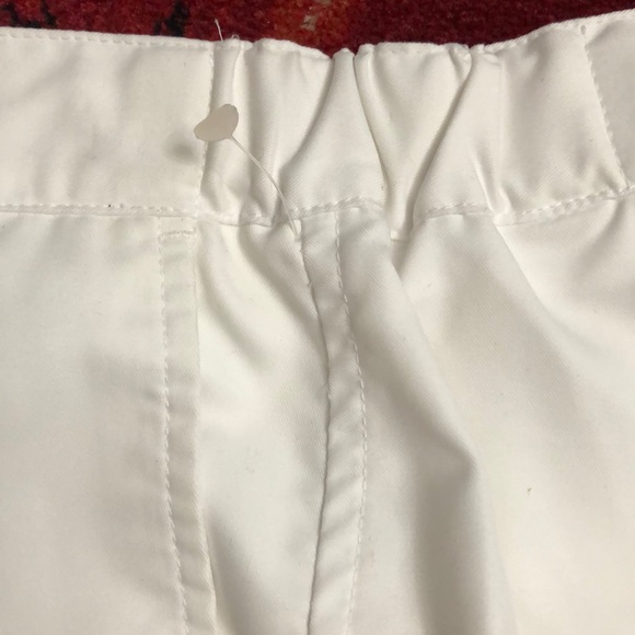 BOAST WHITE TENNIS SHORTS size 6 - Picture 2 of 8